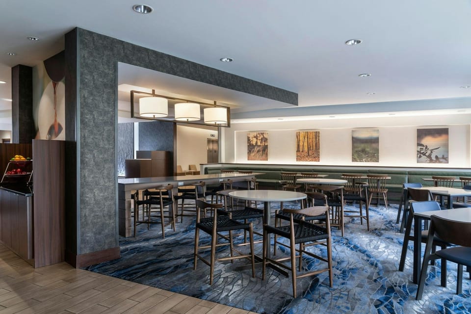 Fairfield by Marriott Inn & Suites Akron Fairlawn Hotel in Fairlawn