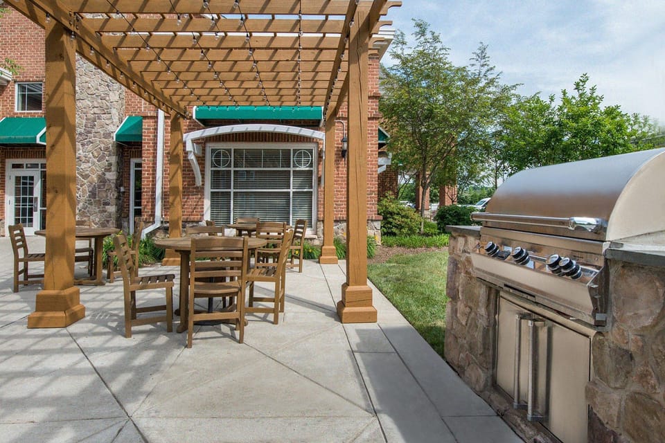 Residence Inn by Marriott Dulles Airport at Dulles 28 Centre Hotel in Ashburn