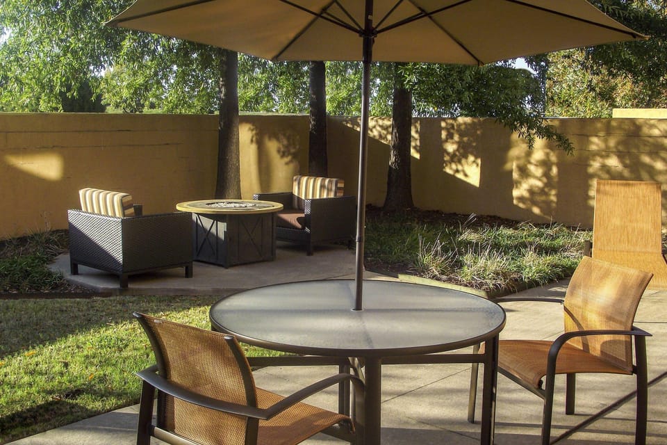Courtyard by Marriott Bentonville Hotel in Rogers