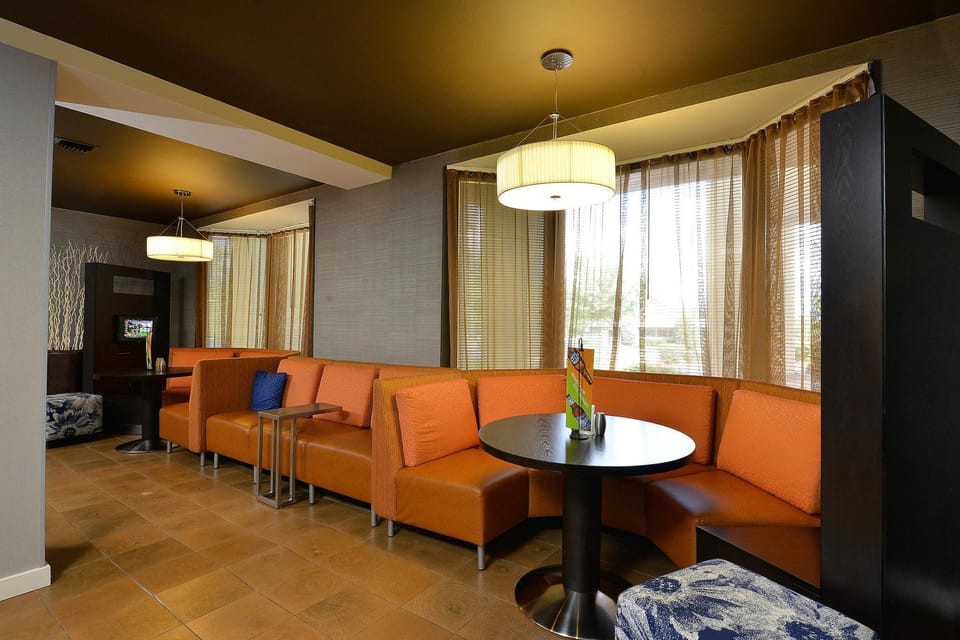 Courtyard by Marriott Bentonville Hotel in Rogers