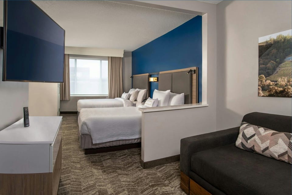 Suite room