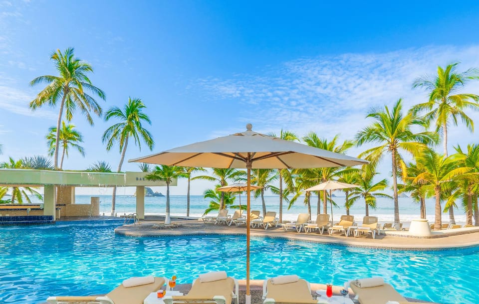 Barcelo Ixtapa - All Inclusive Resort in Ixtapa Zihuatanejo