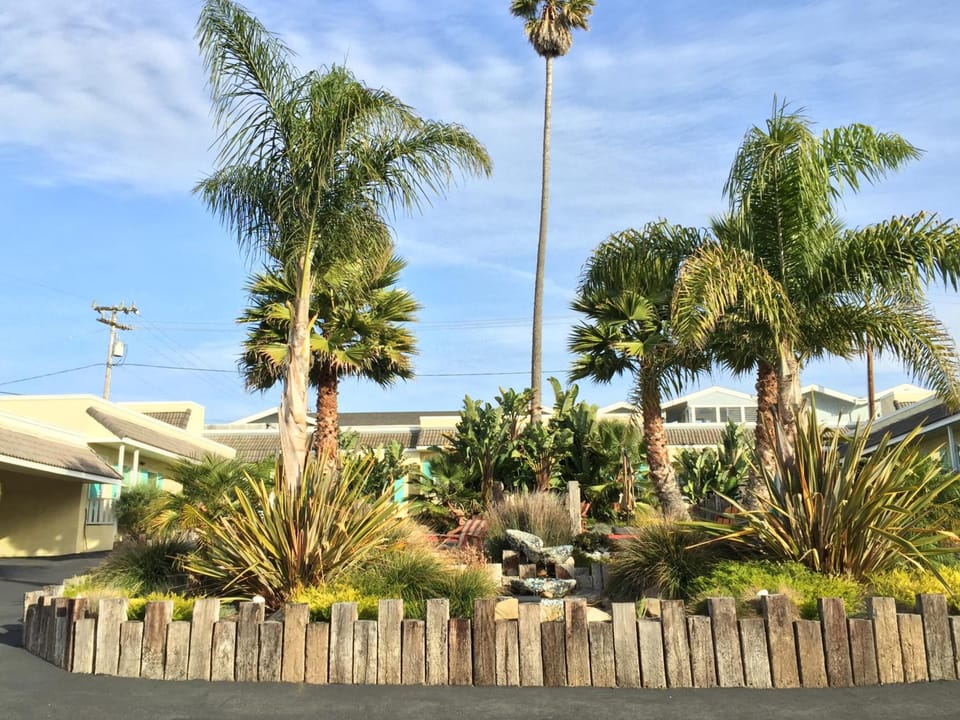 Beach Bungalow Inn and Suites Inn in Morro Bay