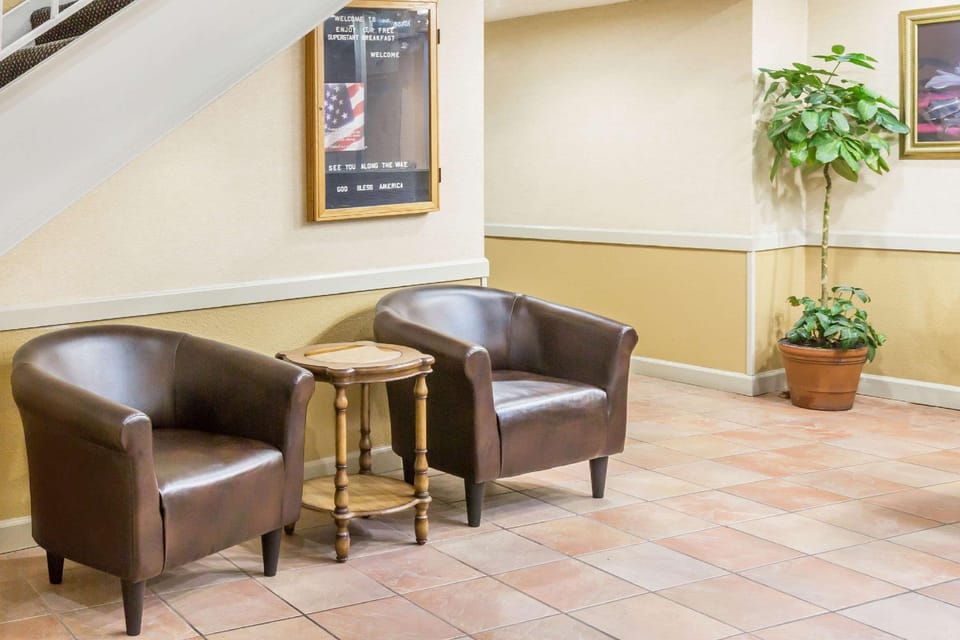 Americas Best Value Inn Knoxville Downtown North Hotel in Knoxville