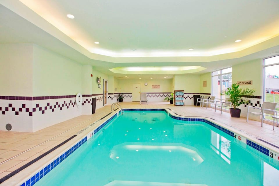 SpringHill Suites by Marriott Pittsburgh Monroeville Hotel in Monroeville