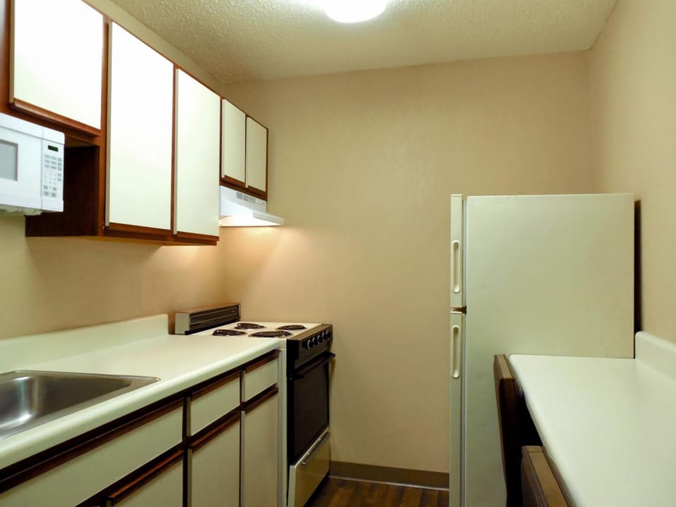 Extended Stay America Select Suites - Detroit - Ann Arbor - University South Hotel in Ann Arbor
