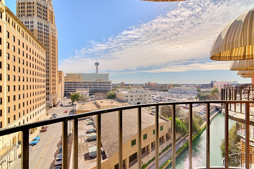 Riverwalk Plaza Hotel Hotel in San Antonio
