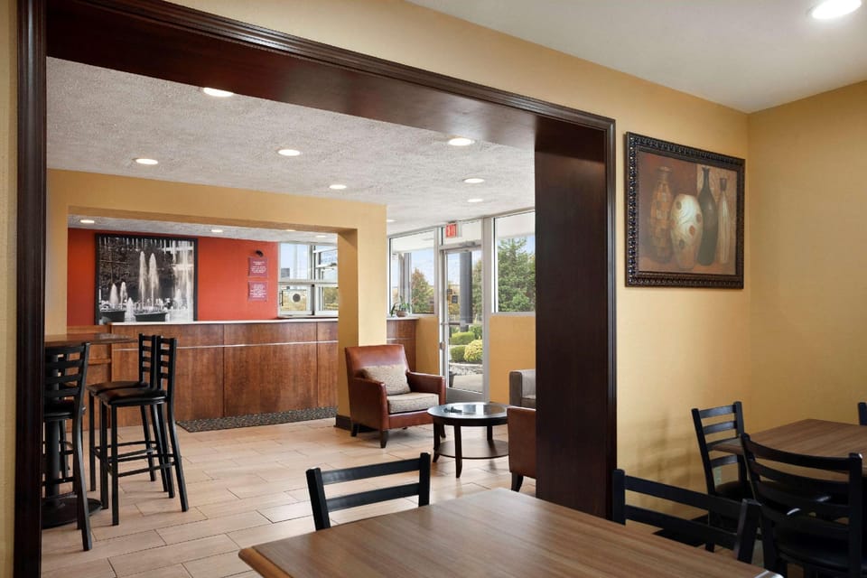 Super 8 By Wyndham Jackson Hotel in Jackson