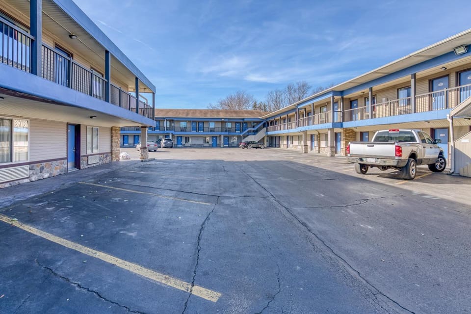 Motel 6 North Lima Hotel in Ohio