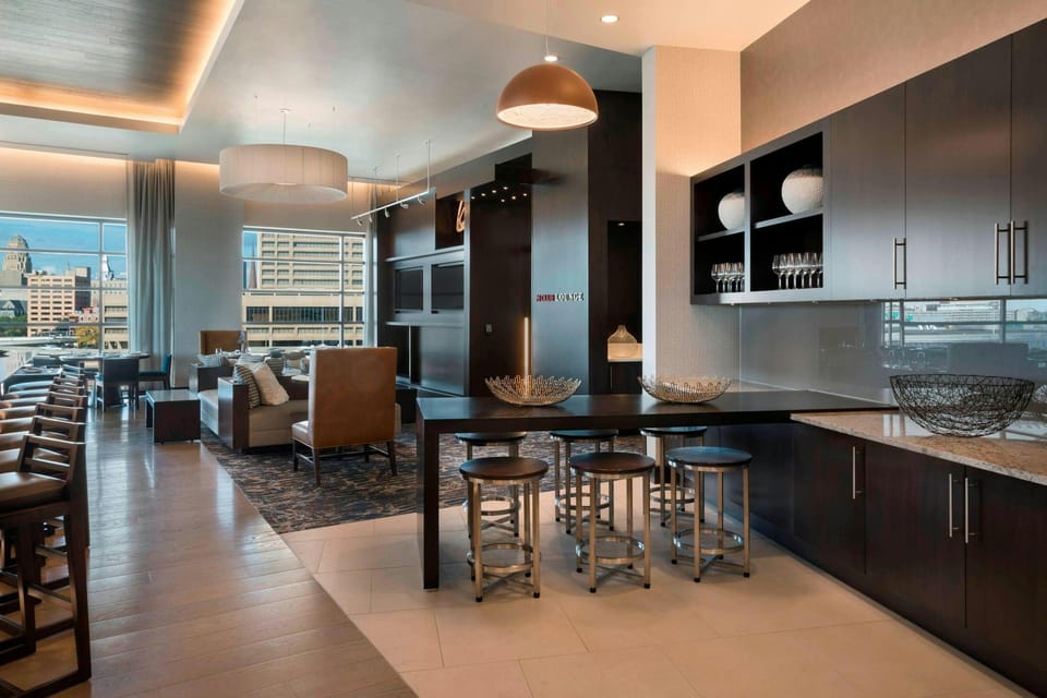 Buffalo Marriott at LECOM HARBORCENTER Hotel in Buffalo