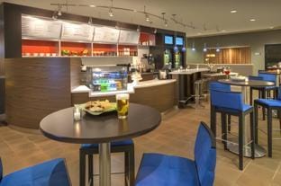 Courtyard by Marriott Cleveland Beachwood Hotel in Beachwood