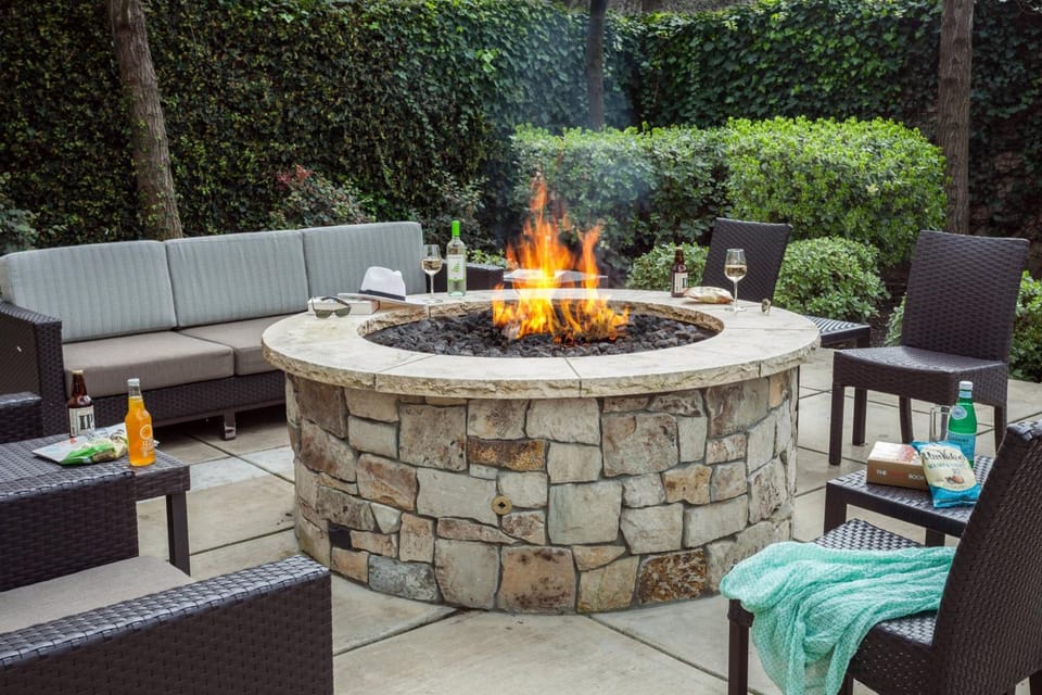 Courtyard by Marriott Stockton Hotel in Stockton