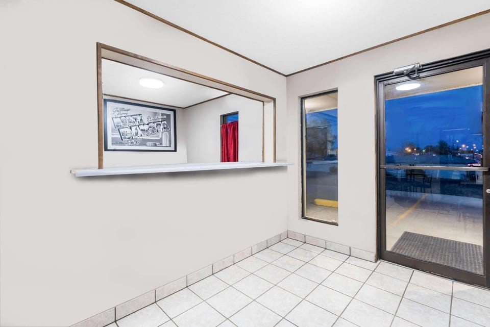 Super 8 By Wyndham Bowman Hotel in North Dakota