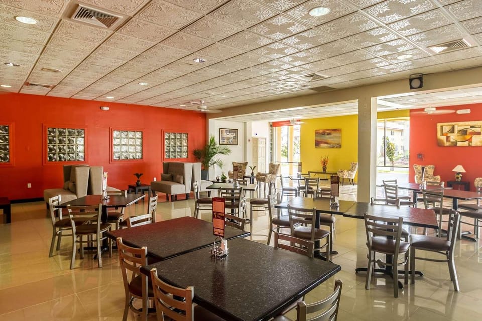Mision Express McAllen Hotel in McAllen