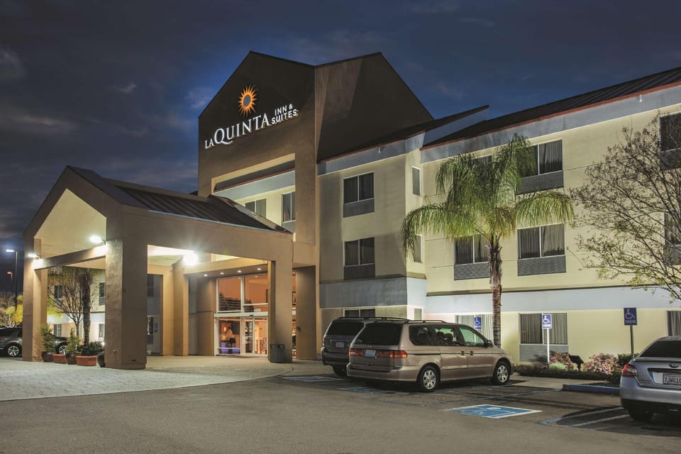La Quinta Inn & Suites by Wyndham Dublin - Pleasanton Hotel in Dublin