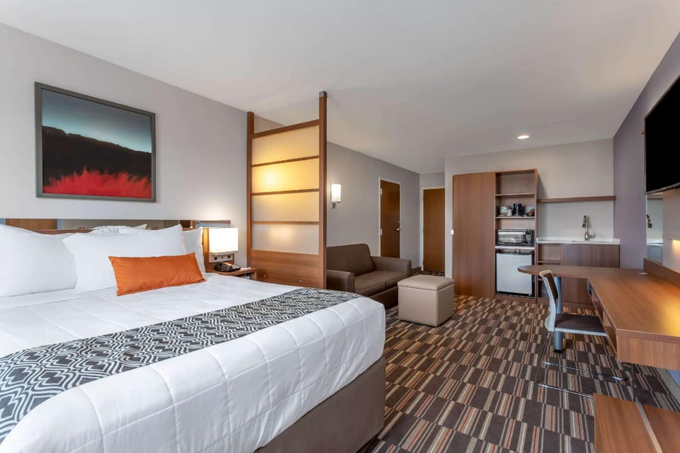Suite room