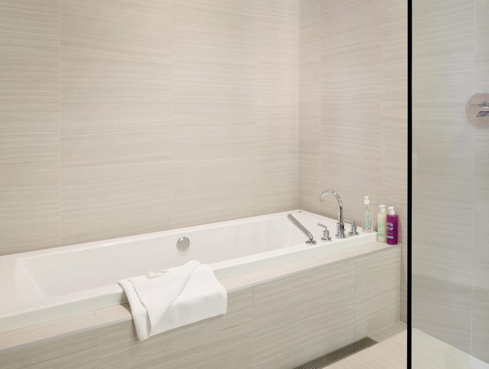 Coast Edmonton Plaza Hotel by APA Hotel in Edmonton