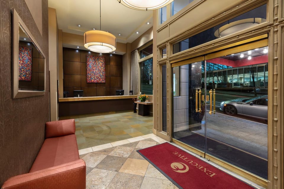 Executive Hotel Pacific Hotel in Seattle