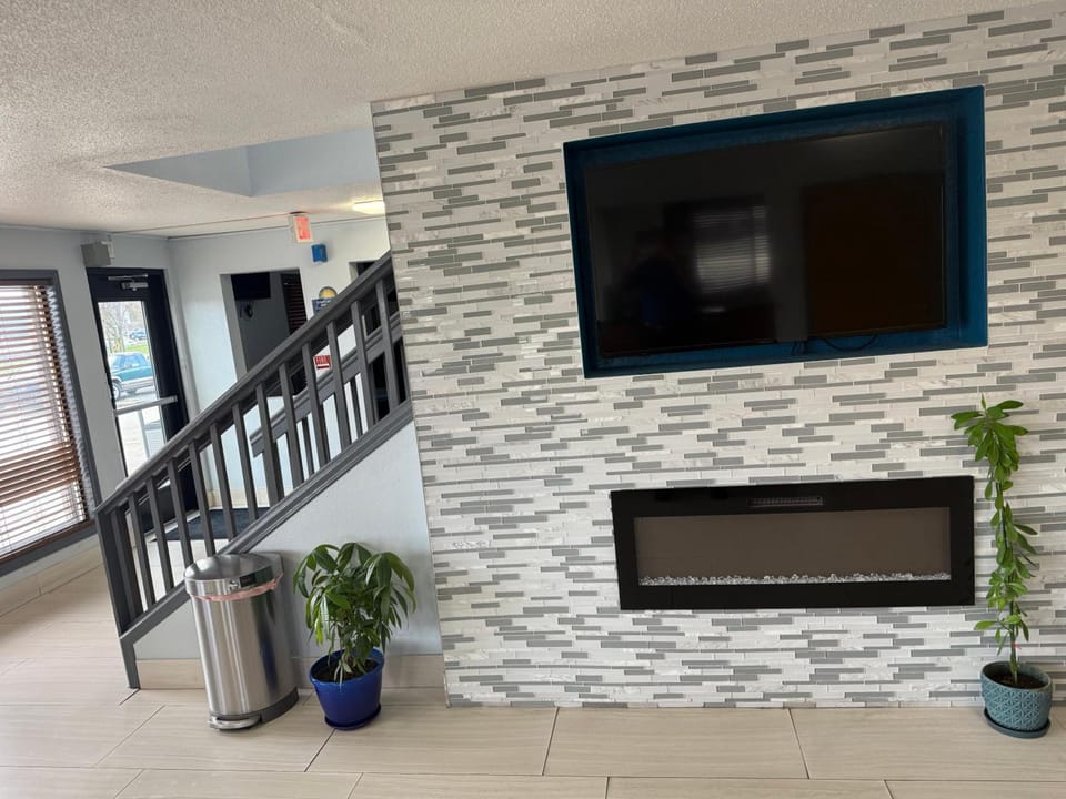 Days Inn by Wyndham Muncie -Ball State University Hotel in Muncie