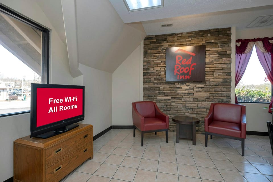Red Roof Inn Warrenton Hotel in Warrenton