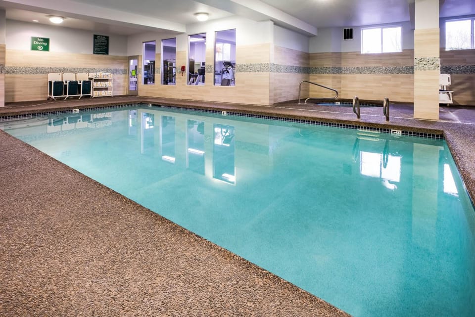 La Quinta Inn & Suites by Wyndham Portland Airport Hotel in Parkrose