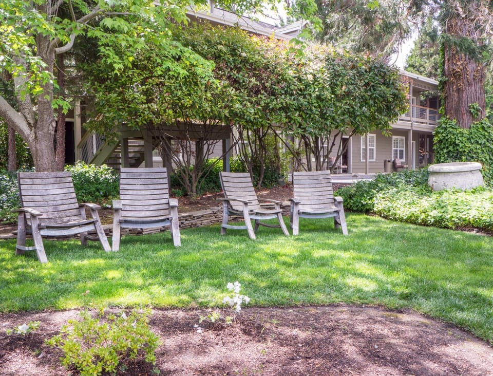 Wine Country Inn Inn in Jacksonville