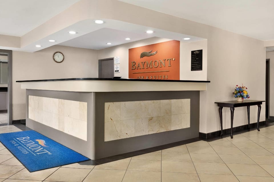 Baymont by Wyndham Monroe Hotel in Jerusalem Township