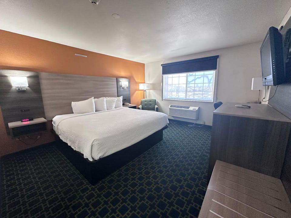 Amenity (Guest room)