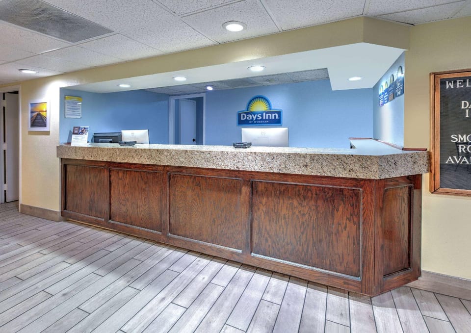 Days Inn by Wyndham Greenville MS Hotel in Mississippi