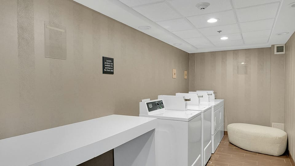 Hampton Inn & Suites by Hilton Toronto Markham Hotel in Markham