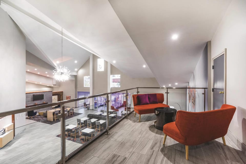 La Quinta Inn & Suites by Wyndham Chattanooga-Hamilton Place Hotel in Chattanooga