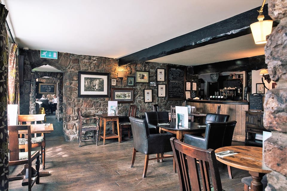 Rose And Crown Inn in Porthcawl