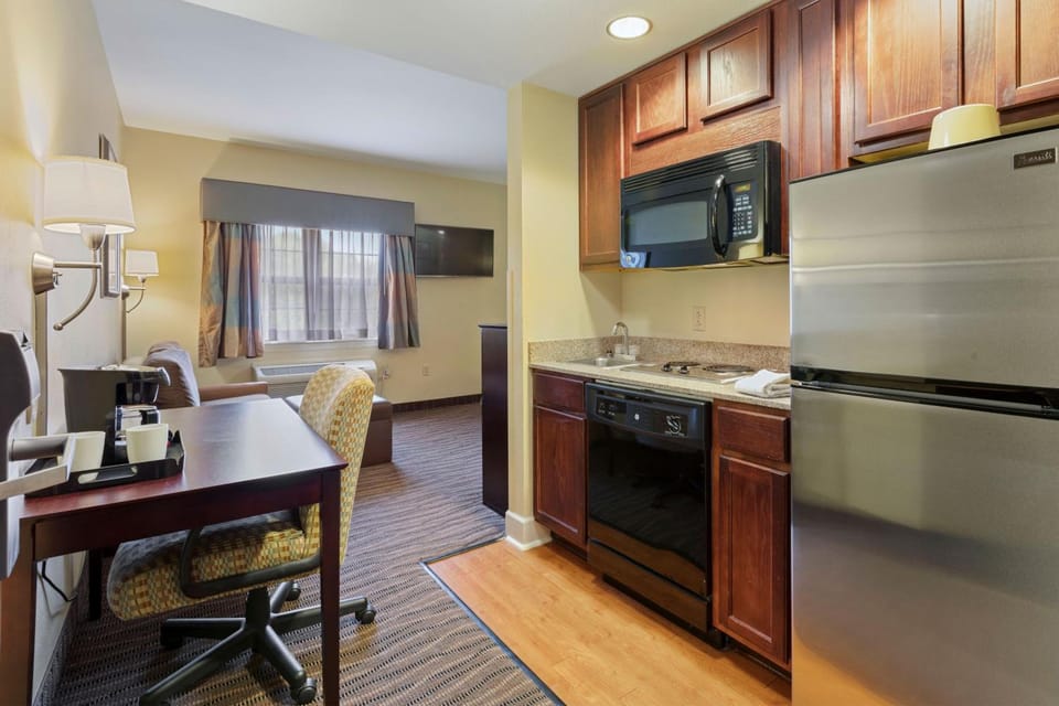Extended Stay America Premier Suites - Lakeland - I-4 Hotel in Lakeland