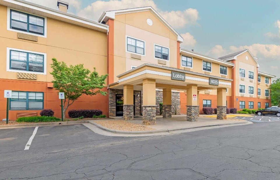 Extended Stay America Select Suites - Charlotte - Tyvola Rd. Hotel in Charlotte