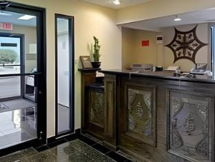 Super 8 by Wyndham Hattiesburg North/University Area Hotel in Hattiesburg