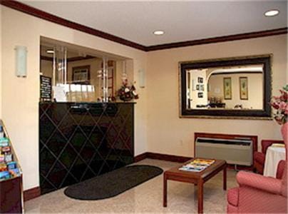 Yorktown Motor Lodge Lodge in Newport News