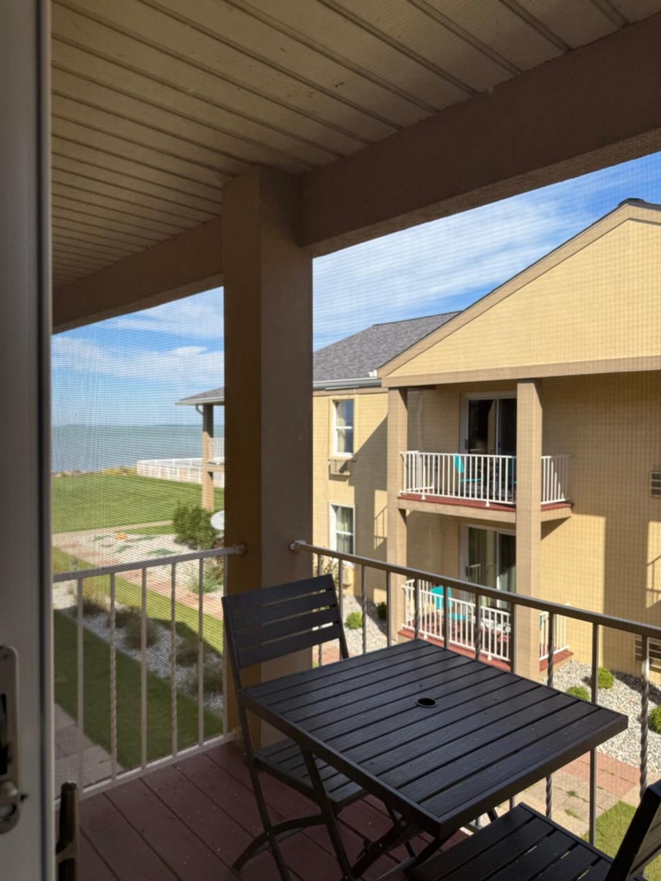 Clinton Inn & Suites Hotel in Port Clinton