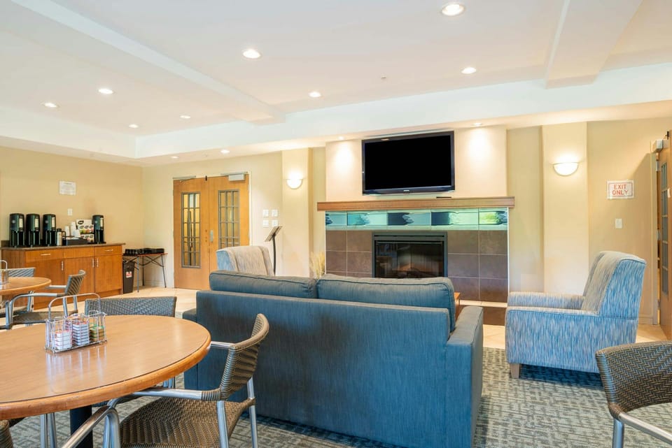 Sandman Hotel & Suites Squamish Hotel in Squamish