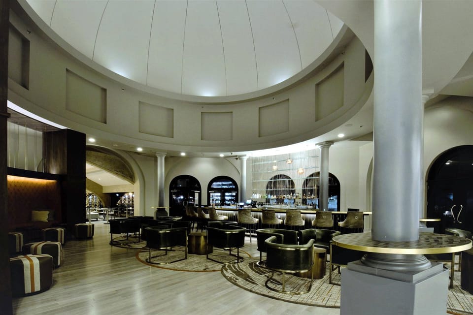 Bar/lounge