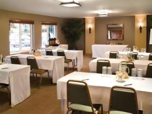 Larkspur Landing Extended Stay Suites Sacramento Hotel in Arden-Arcade