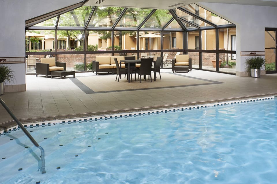 Courtyard by Marriott Detroit Metro Airport Romulus Hotel in Romulus