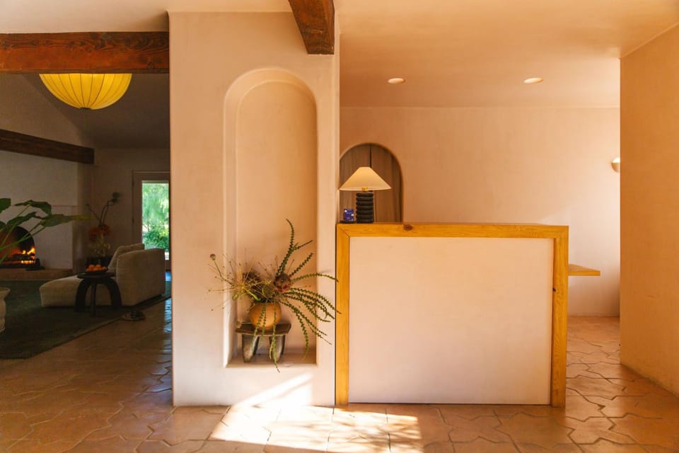 Hummingbird Inn Motel in Ojai