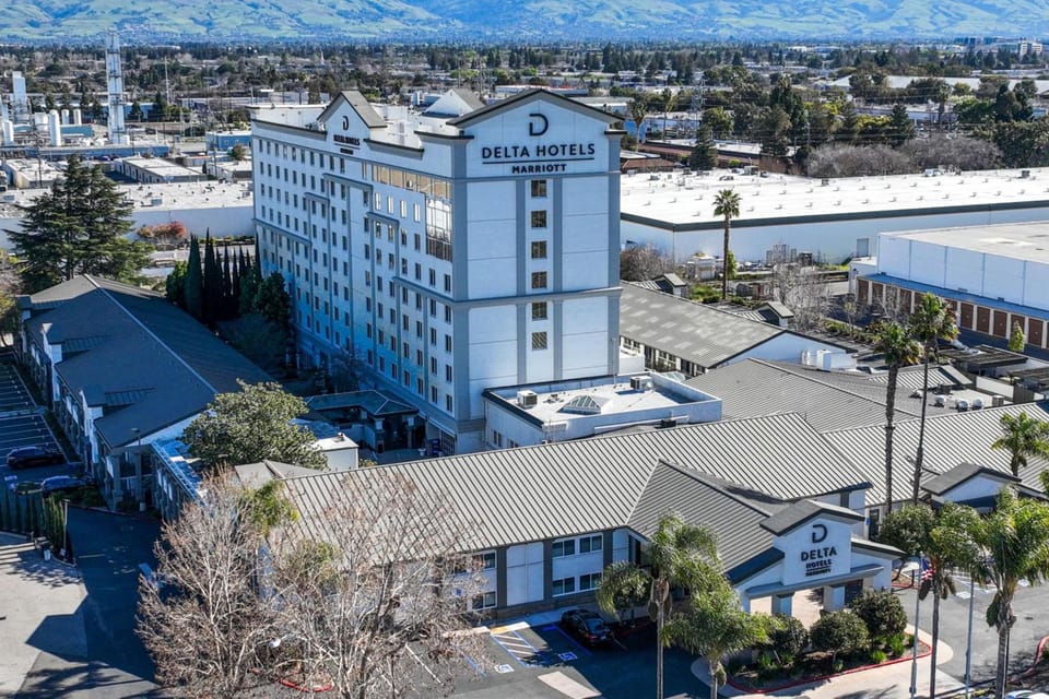 Delta Hotels Santa Clara Silicon Valley Hotel in Santa Clara