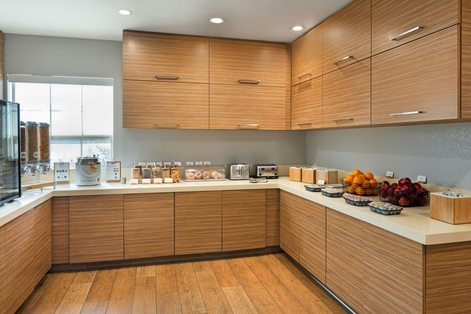 TownePlace Suites by Marriott Ontario Airport Hotel in Rancho Cucamonga