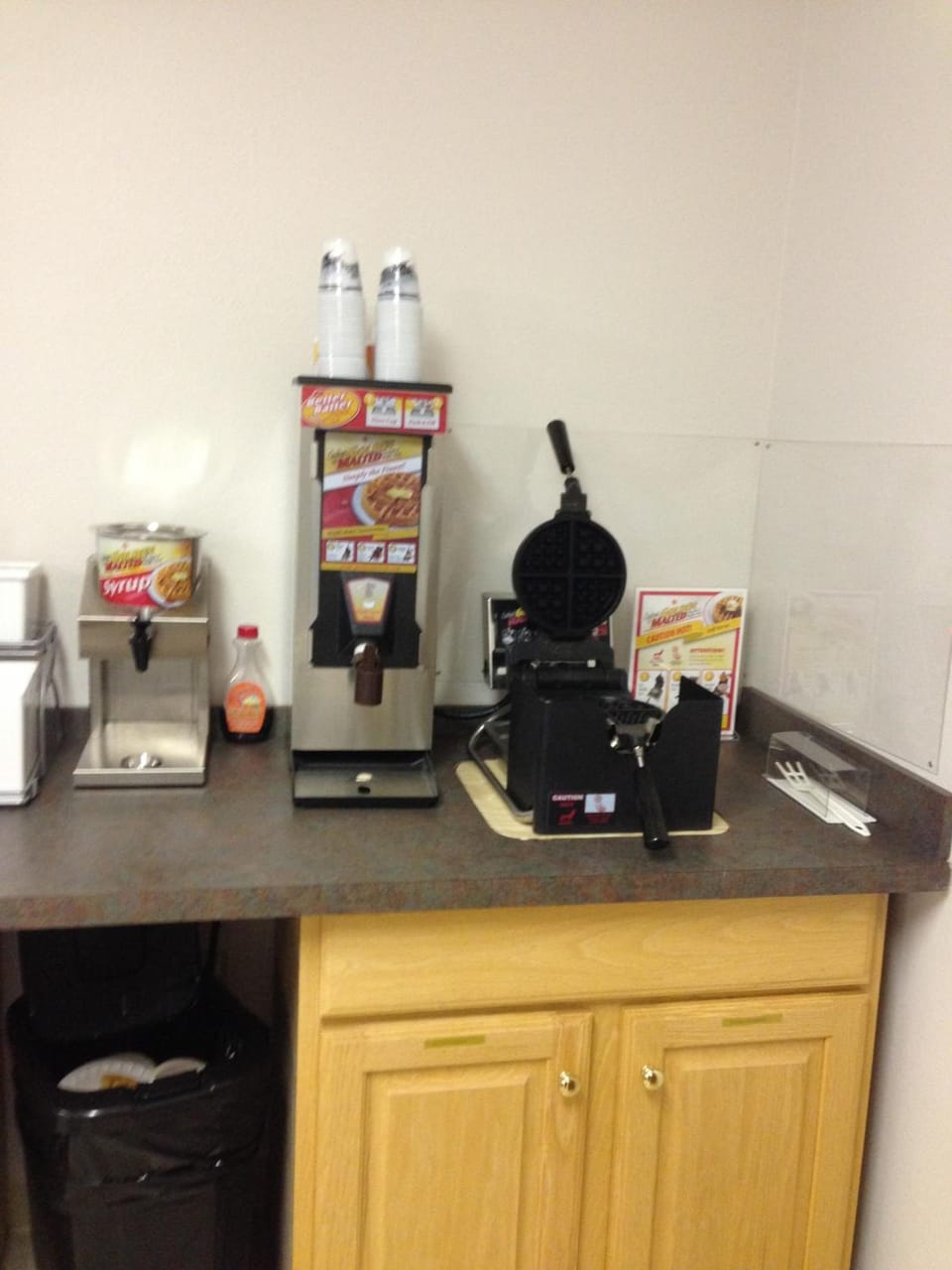 Super 8 By Wyndham Gas City Marion Area Hotel in Indiana