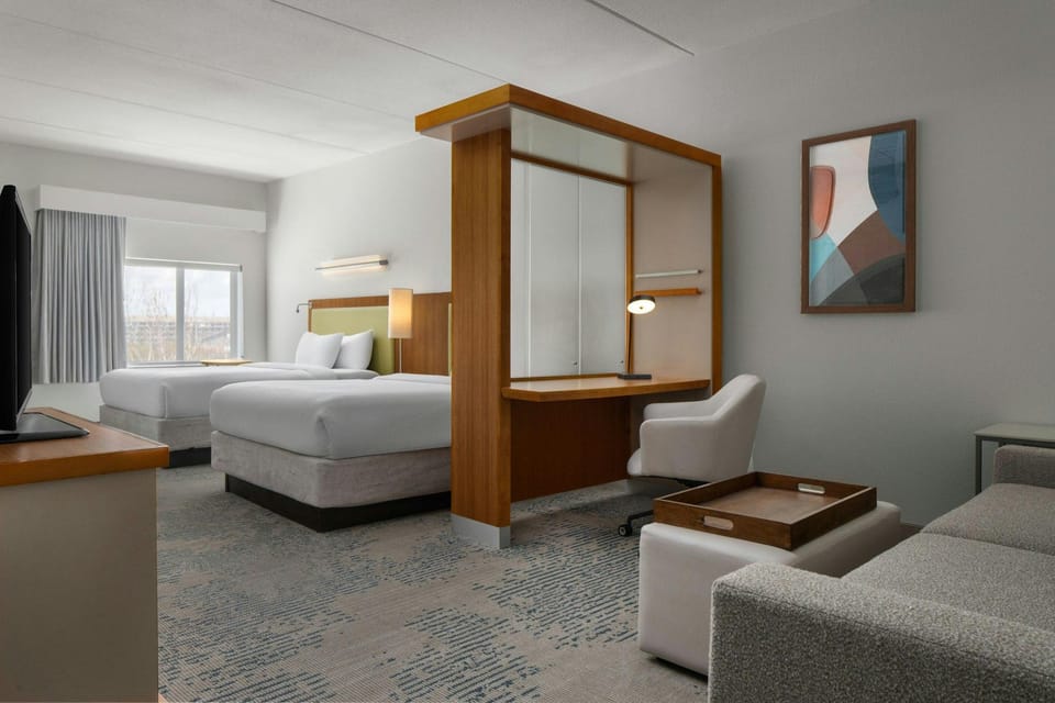 Suite room