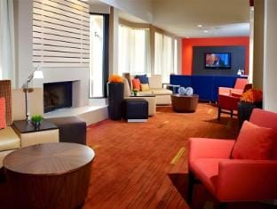 Courtyard by Marriott Louisville East Hotel in Hurstbourne