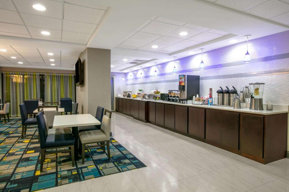La Quinta Inn & Suites by Wyndham Horn Lake / Southaven Area Hotel in Horn Lake