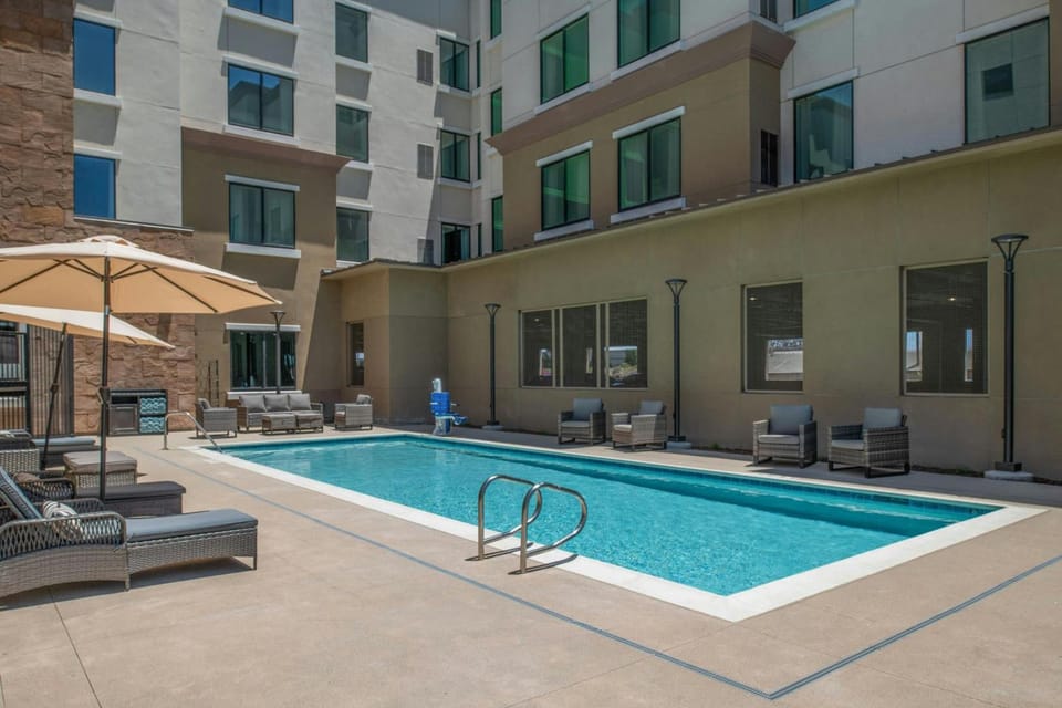 Residence Inn by Marriott Claremont Hotel in Claremont