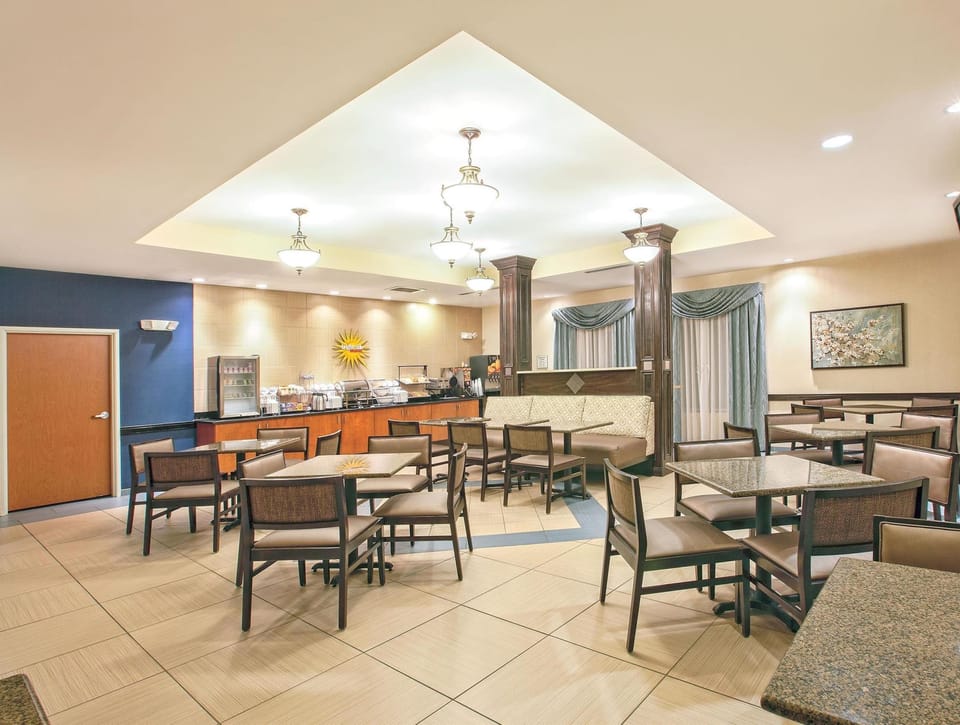 Spark by Hilton Plainfield Indianapolis Airport Hotel in Plainfield